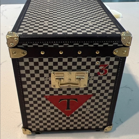 Checkered Mini Trunk with Gold Accents - Picture 2 of 7